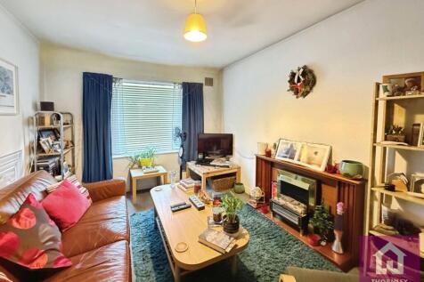 ** AVAILABLE WITH NO DEPOSIT OPTION ** First Floor One-Bedroom Flat – Available 28th Of August ** A well-presented first floor flat, conveniently situated above a shop just off Butterstile Lane, Prest
