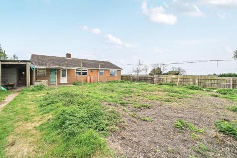 REAR OF THE PROPERTY.jpg