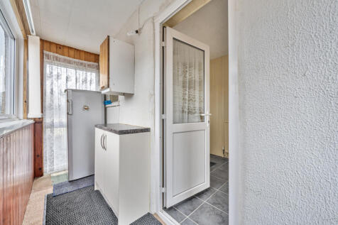 1406547-4-698203a...