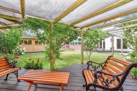 External Lifestyle Photograph