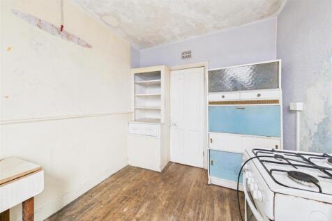 24 Somerset Terrace, Windmill Hill, Bristol BS3 4L