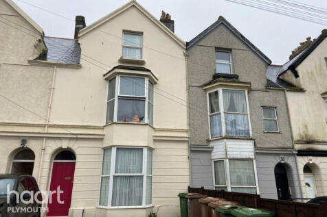 1 Bedroom House in PL4 8HT