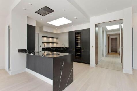 4 bed, 3 bath Penthouse in Edinburgh - Photo 9