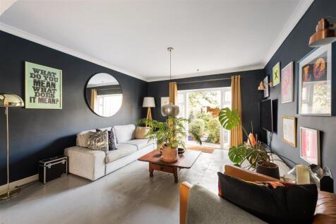 Suffield Road, E4