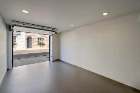 Private Garage