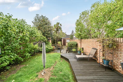 1348903-9-68b9759...