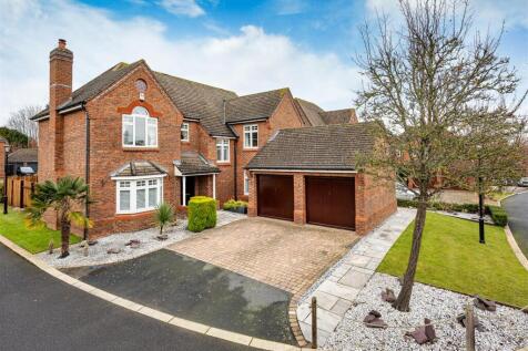 10 The Moat House-35.jpg