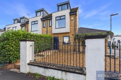 4 Bedroom Semi-Detached in GL51 0FR