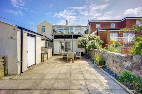 Rear Garden (2)