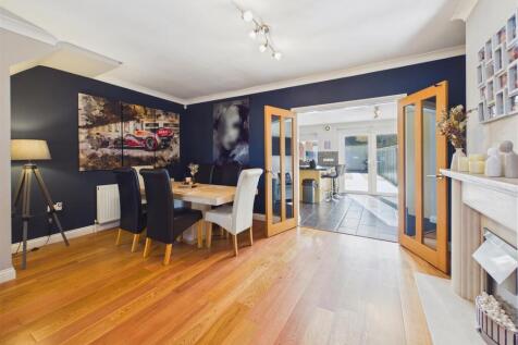 Dining/Sitting Room