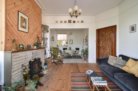 Living/dining room