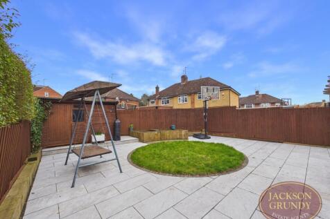 Oaklands Drive