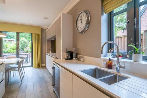 OBI_Will&#39;s House_7R50079-HDR_Kitchen.jpg