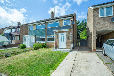 Front of house 1....