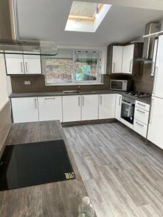 7 Bedroom Semi-Detached in M14 5HR