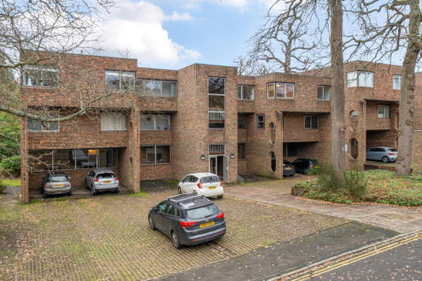 1386722-1-6938358...