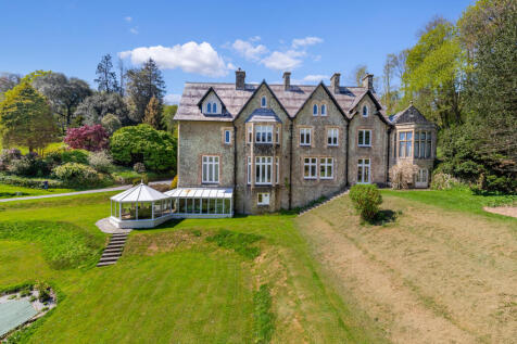 1 Main Front 6 Sheplegh Court Blackawton Totnes -