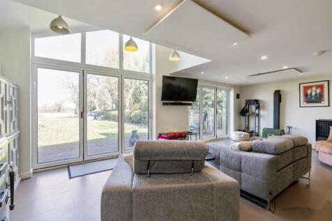 41 Meriden Road_7.jpg