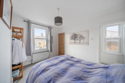 1371611-17-690b6a...