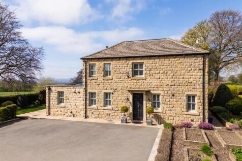 An exceptional home of distinction! Blending idyllic countryside living, panoramic views, refined high spec interiors and a standout entertaining space all within a highly accessible location.