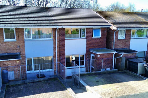 Modern End of Terraced House with Parking
