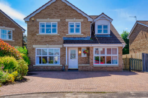 6 Bedroom Detached for Sale