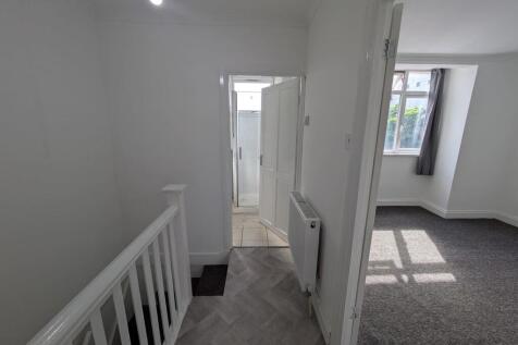 IMG-20250626-WA00...