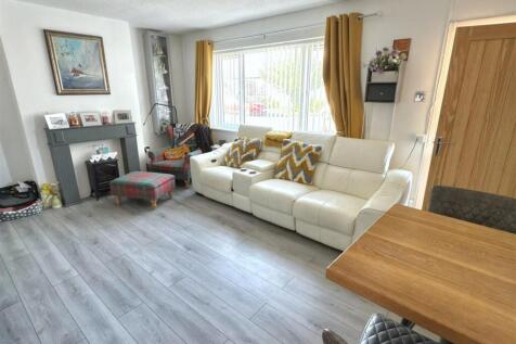 LIVING AREA.jpg