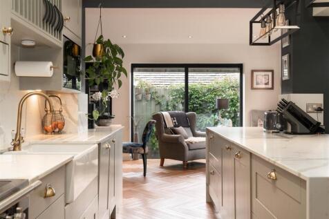 Open Plan Kitchen - Diner-15.jpg