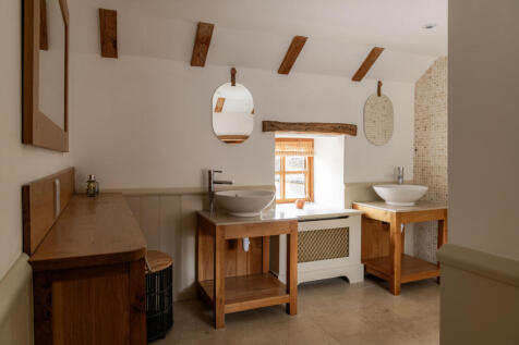 282742 - Ginmill Barn 85.jpg