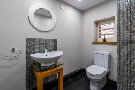 5 bed, 4 bath Semi-Detached in Sheffield - Photo 22