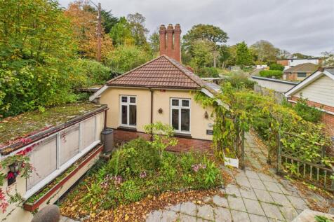 Cliff Lodge, 13 Old Teignmouth Road, Dawlish EX7 0