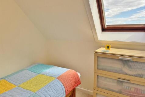 Wellingtonia Bedroom 3