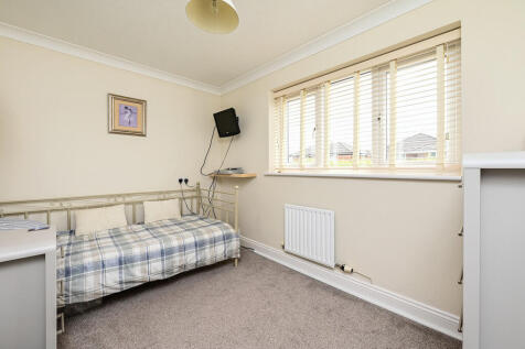 7 Reading Road (1...