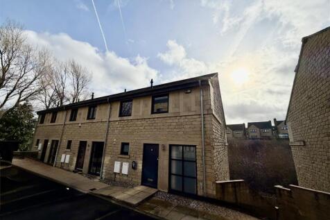 FRONT EXTERNAL AND PARKING