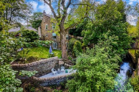 Rear Garden - Riverside View