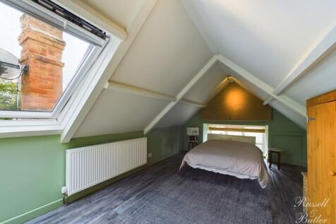 CAM01995G0-PR0051-STILL016