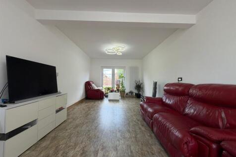 Through Lounge