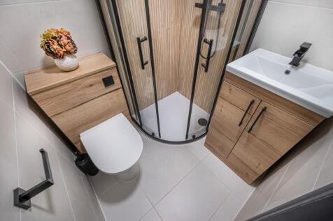 Room 1 Ensuite