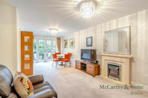 8708392-interior11.jpg