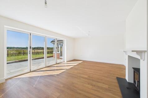 CAM01689G0-PR0487...