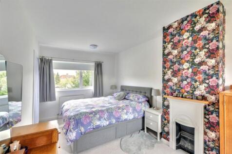 Bedroom One (1).jpeg