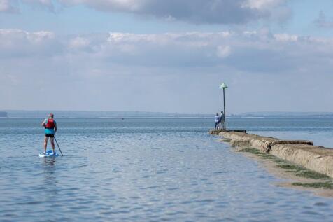 Why not take up a water sport, or simply enjoy the view. Shoebury East Beach provides the perfect s