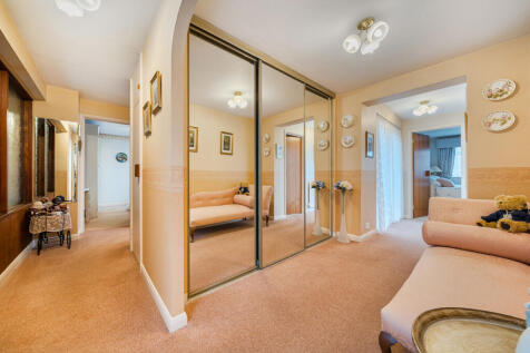 1382157-6-6928602...