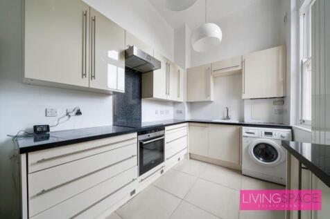 Living space estate agents presents this Spacious, high ceilings, period two-bedroom flat in Winchmore Hill. With transport links on your door steps and a plethora of amenities in the neighbourhood. T