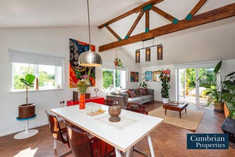 Dining Lounge