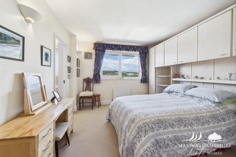 CAM03691G0-PR0052...