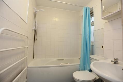 5 Glynde Hse NEW (6).JPG