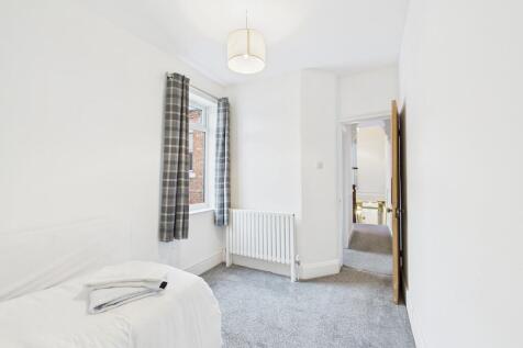 CAM01835G0-PR0294...