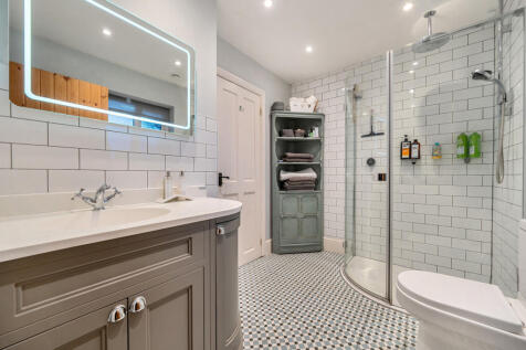 1385596-21-692886...